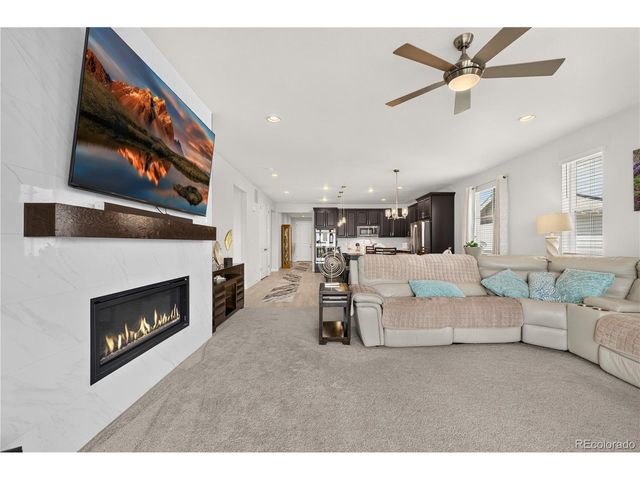 39220 Braxton Ln, Elizabeth, CO 80107