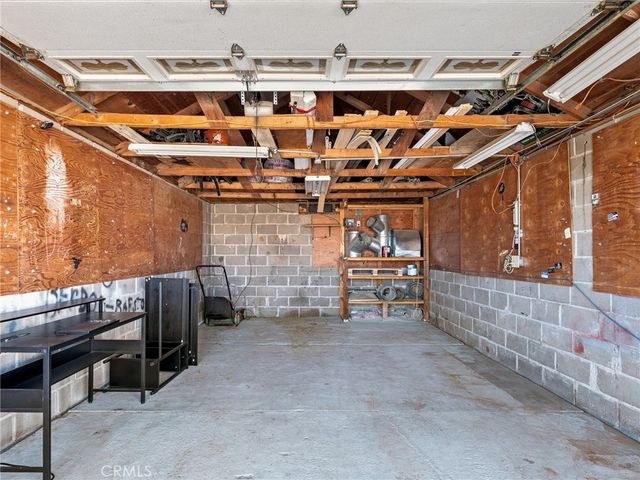 29246 Radio, Barstow, CA 92311