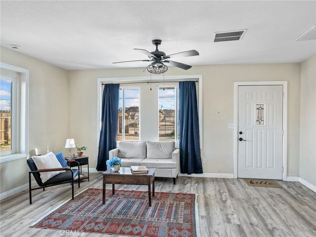 29246 Radio, Barstow, CA 92311