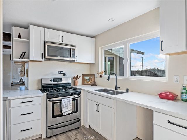 29246 Radio, Barstow, CA 92311