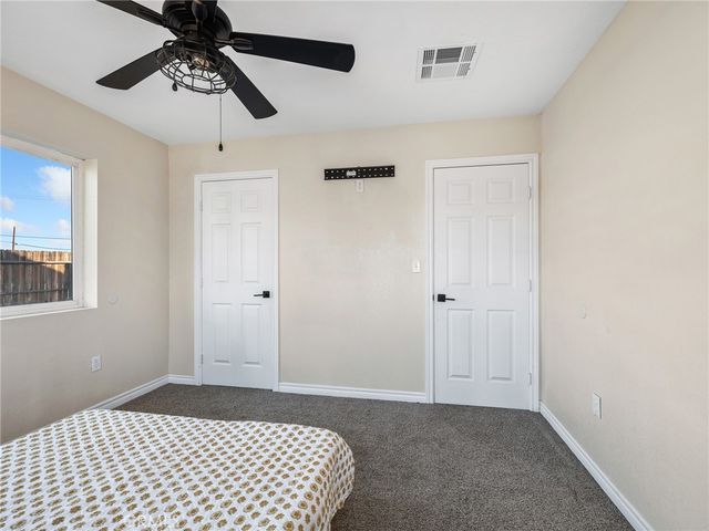 29246 Radio, Barstow, CA 92311