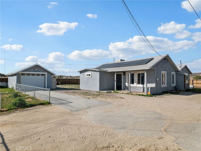 29246 Radio, Barstow, CA 92311