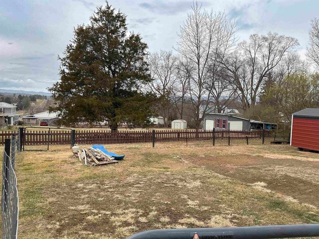 124 S LINVILLE AVE, Broadway, VA 22815