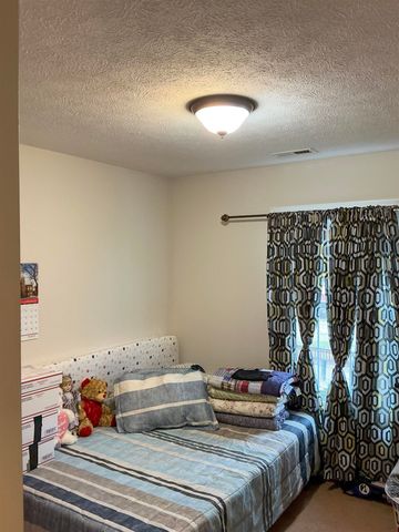 124 S LINVILLE AVE, Broadway, VA 22815