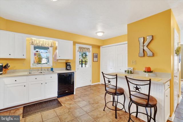 1630 MISTY DR, York, PA 17408