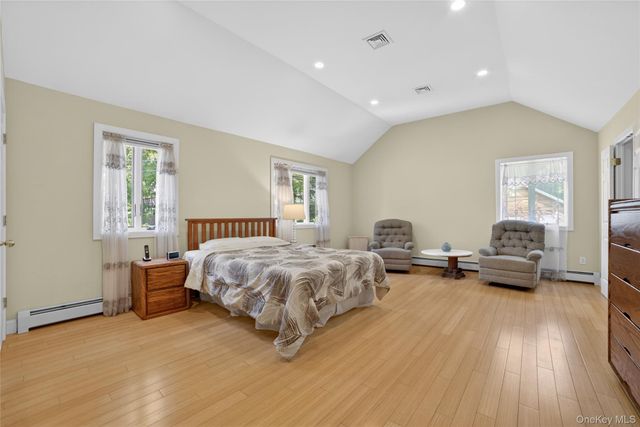 30 Brandeis Avenue, Mohegan Lake, NY 10547