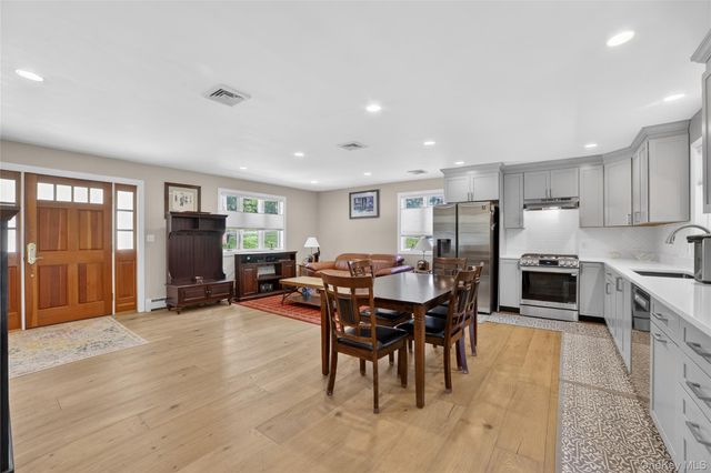 30 Brandeis Avenue, Mohegan Lake, NY 10547