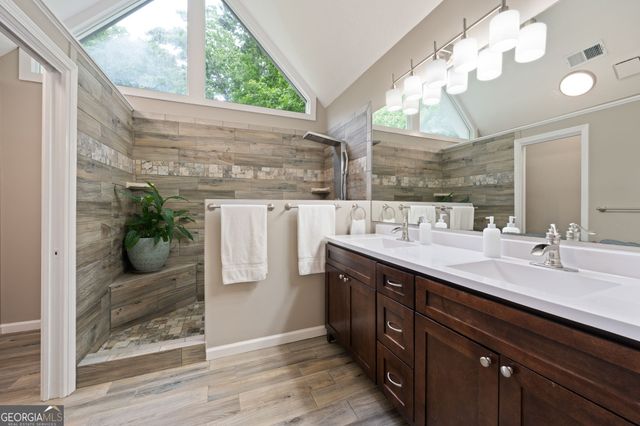 80 Chatsworth Place, Newnan, GA 30265