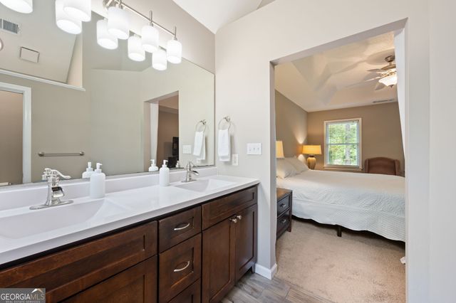 80 Chatsworth Place, Newnan, GA 30265