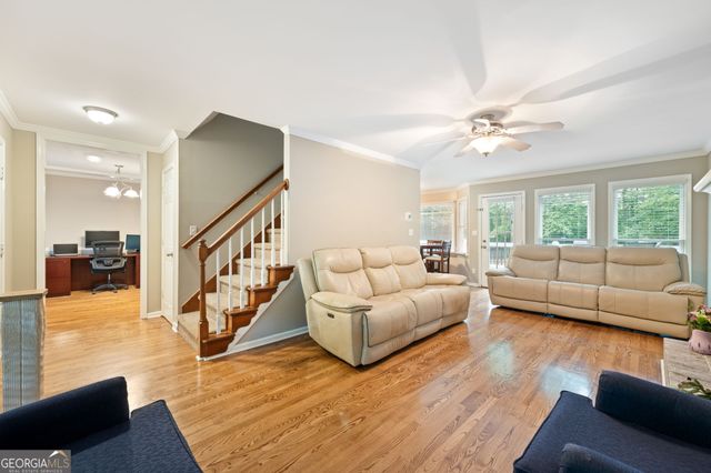80 Chatsworth Place, Newnan, GA 30265