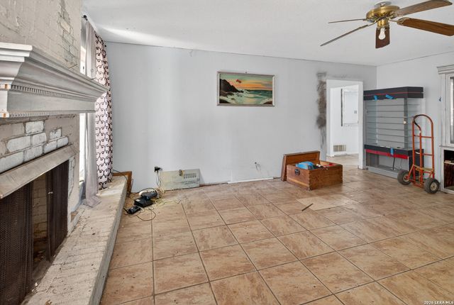 5026 LA HAYA ST, San Antonio, TX 78233