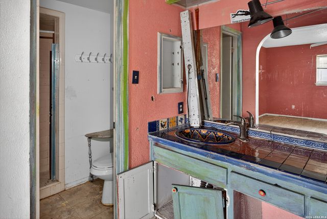 5026 LA HAYA ST, San Antonio, TX 78233