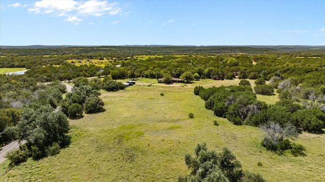 1037 County Road 1011, Glen Rose, TX 76043