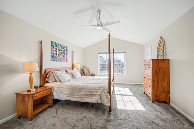 31504 Kline Circle, Warrenville, IL 60555