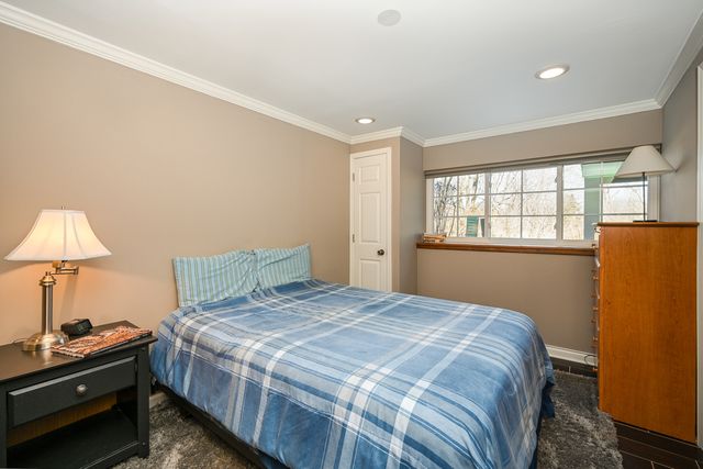 31504 Kline Circle, Warrenville, IL 60555