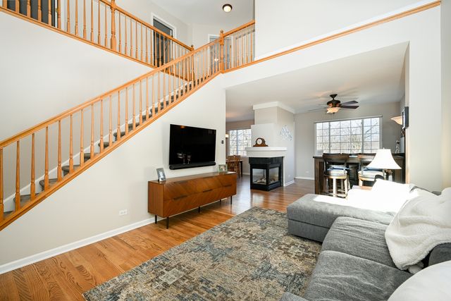 31504 Kline Circle, Warrenville, IL 60555