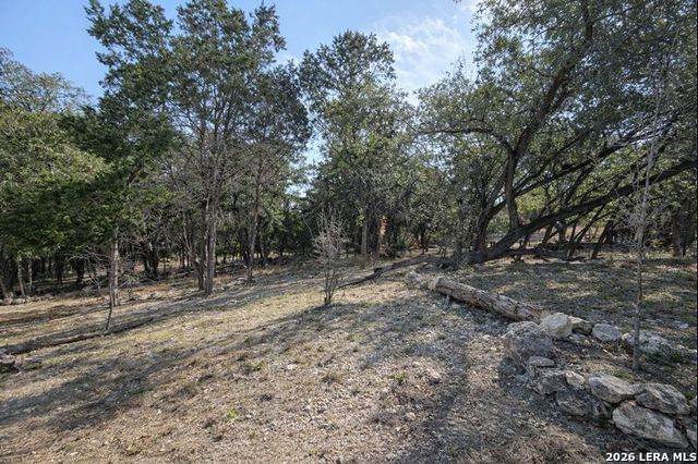 721 Tejas Trl, Bandera, TX 78003