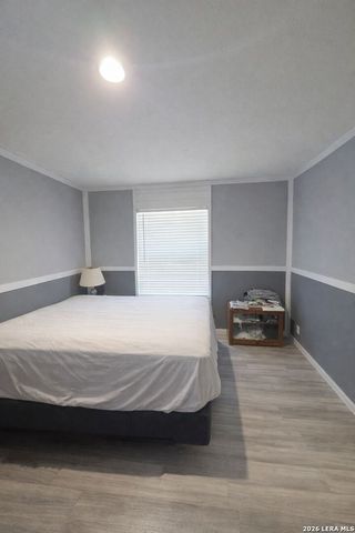 721 Tejas Trl, Bandera, TX 78003