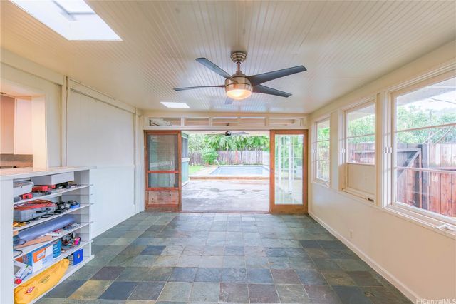 951 Holoholo Street, Kailua, HI 96734