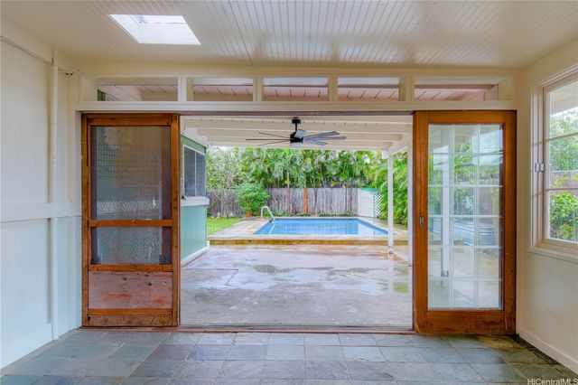 951 Holoholo Street, Kailua, HI 96734