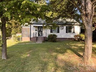 1513 Noel Place, Charlotte, NC 28208