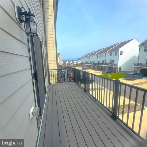 264 ENSEMBLE WAY, Frederick, MD 21701