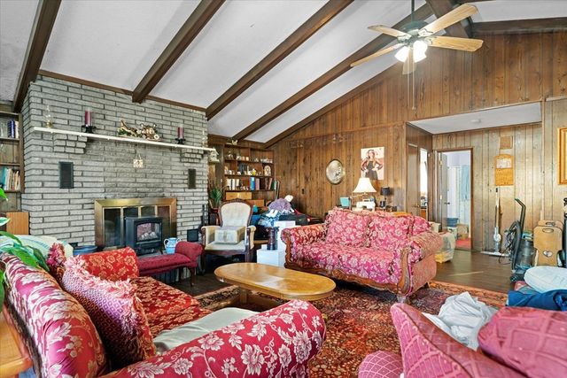 141 S Emerald Drive, Cohutta, GA 30710