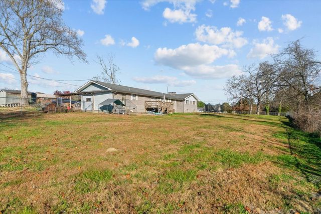 141 S Emerald Drive, Cohutta, GA 30710