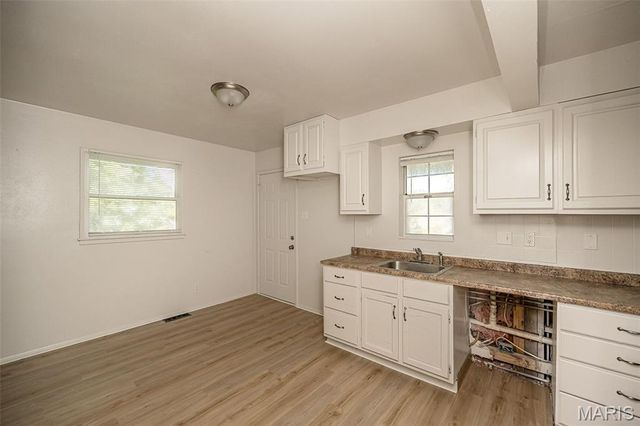 375 Cameron Road, St Louis, MO 63137
