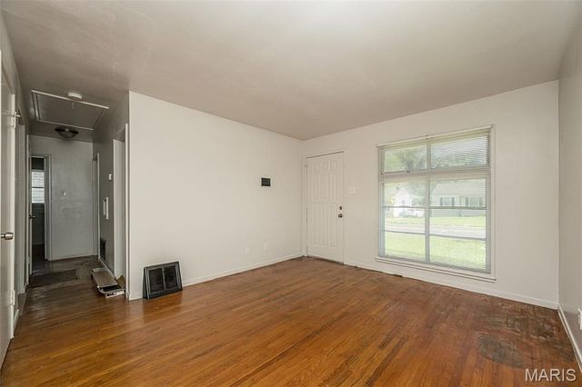 375 Cameron Road, St Louis, MO 63137