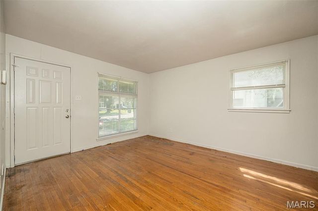 375 Cameron Road, St Louis, MO 63137