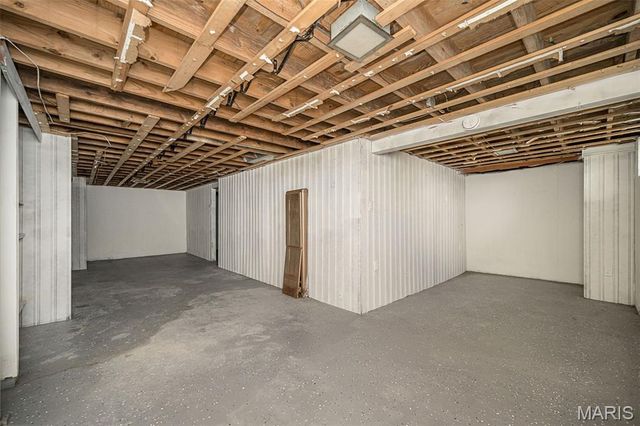 375 Cameron Road, St Louis, MO 63137