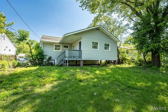 375 Cameron Road, St Louis, MO 63137