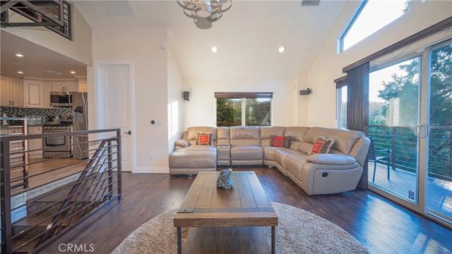 26947 Tunnel Drive, Lake Arrowhead, CA 92352