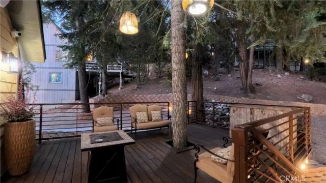 26947 Tunnel Drive, Lake Arrowhead, CA 92352