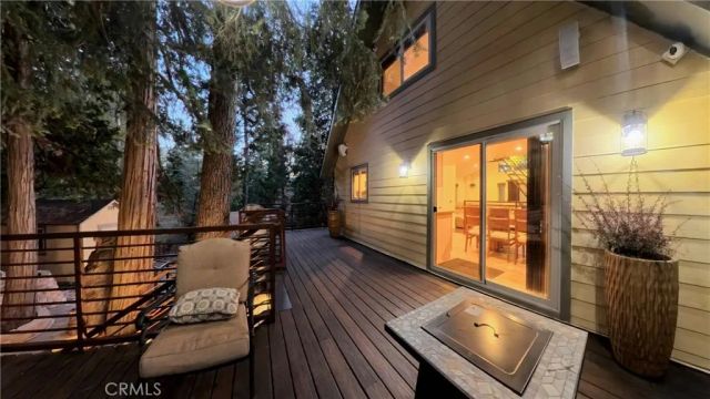 26947 Tunnel Drive, Lake Arrowhead, CA 92352