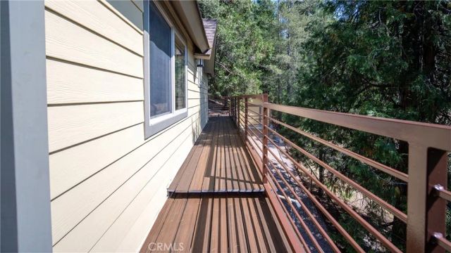 26947 Tunnel Drive, Lake Arrowhead, CA 92352