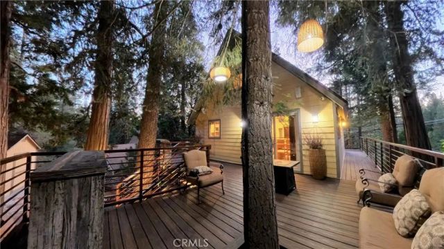 26947 Tunnel Drive, Lake Arrowhead, CA 92352