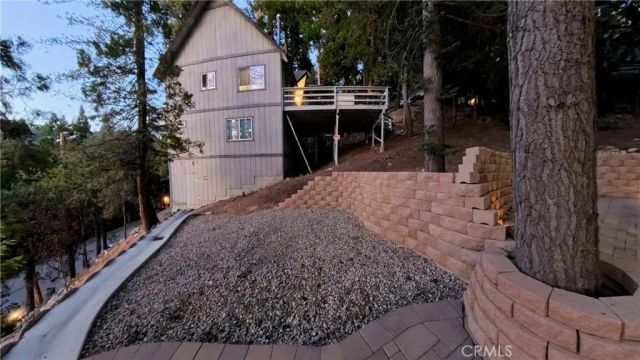 26947 Tunnel Drive, Lake Arrowhead, CA 92352