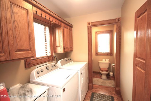 11723 W Andre Drive, Grand Ledge, MI 48837