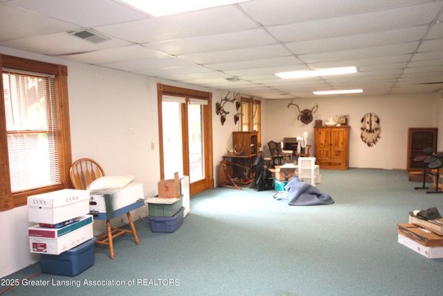 11723 W Andre Drive, Grand Ledge, MI 48837