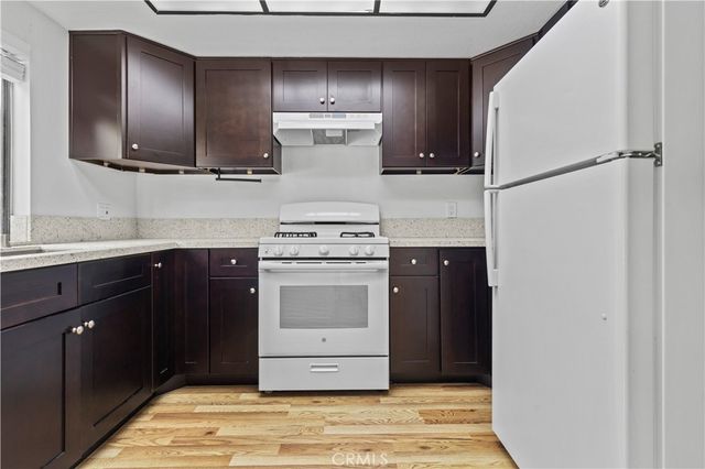 1927 Huntington H, Duarte, CA 91010