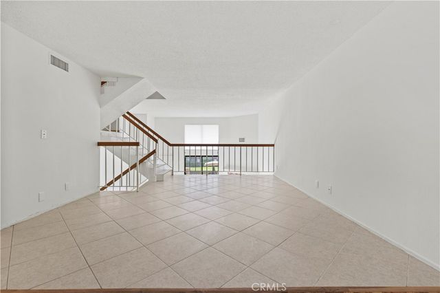 1927 Huntington H, Duarte, CA 91010