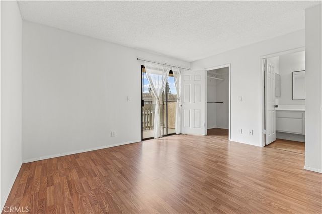 1927 Huntington H, Duarte, CA 91010