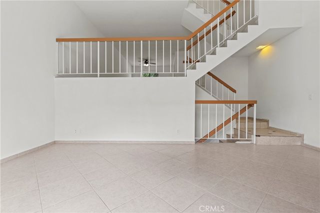 1927 Huntington H, Duarte, CA 91010
