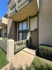 1927 Huntington H, Duarte, CA 91010