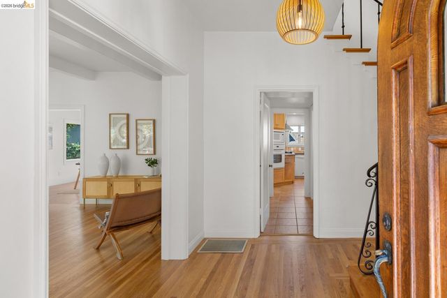 758 Spruce St, Berkeley, CA 94707