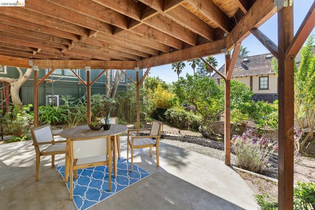 758 Spruce St, Berkeley, CA 94707