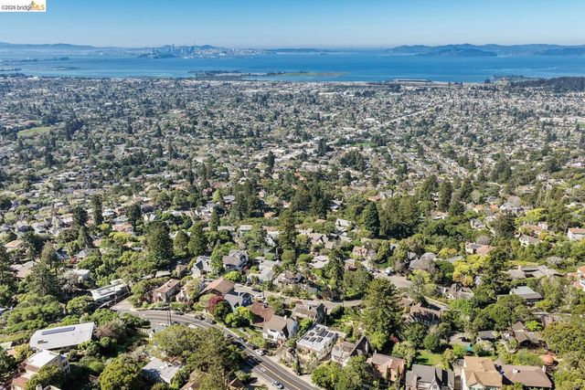 758 Spruce St, Berkeley, CA 94707