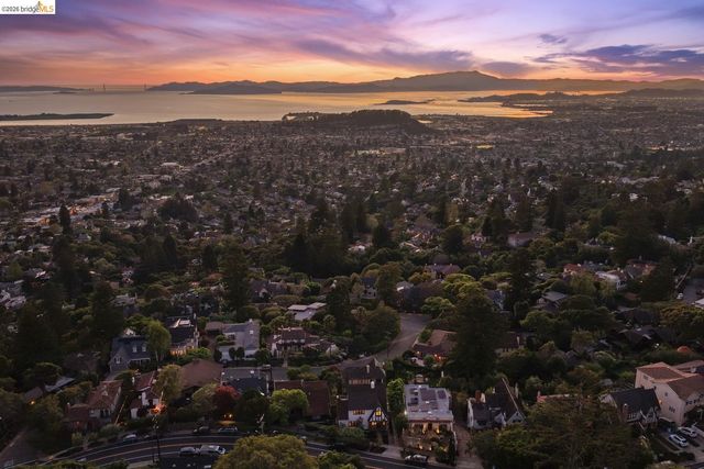 758 Spruce St, Berkeley, CA 94707